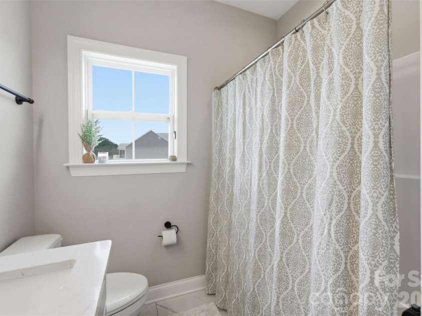 233 Pinnacle Crossing, Shelby, NC 28152.  MLS# CAR4411064, YatesRealty ID 43136. 