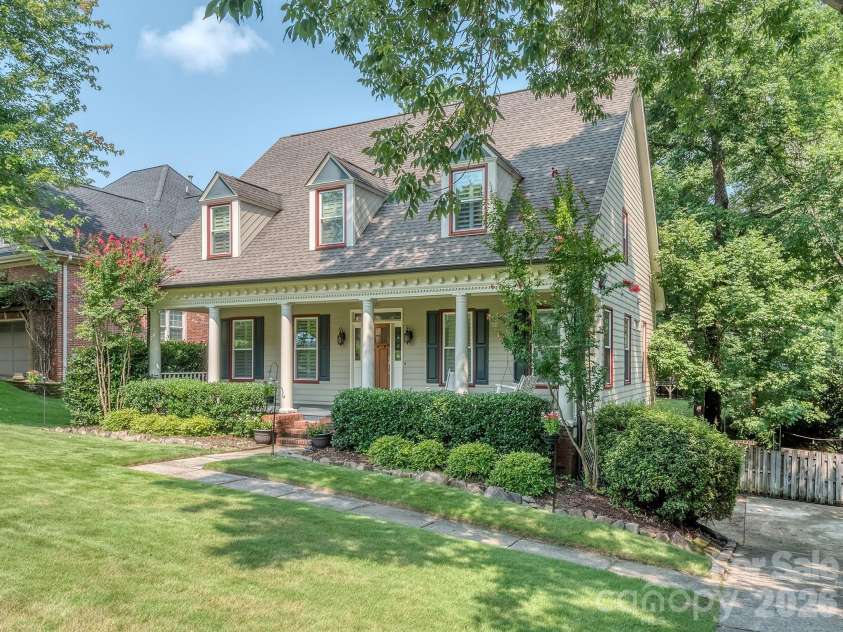 223 Brackenbury Lane, Charlotte, NC 28270.  MLS# CAR4404360, YatesRealty ID 43137. 