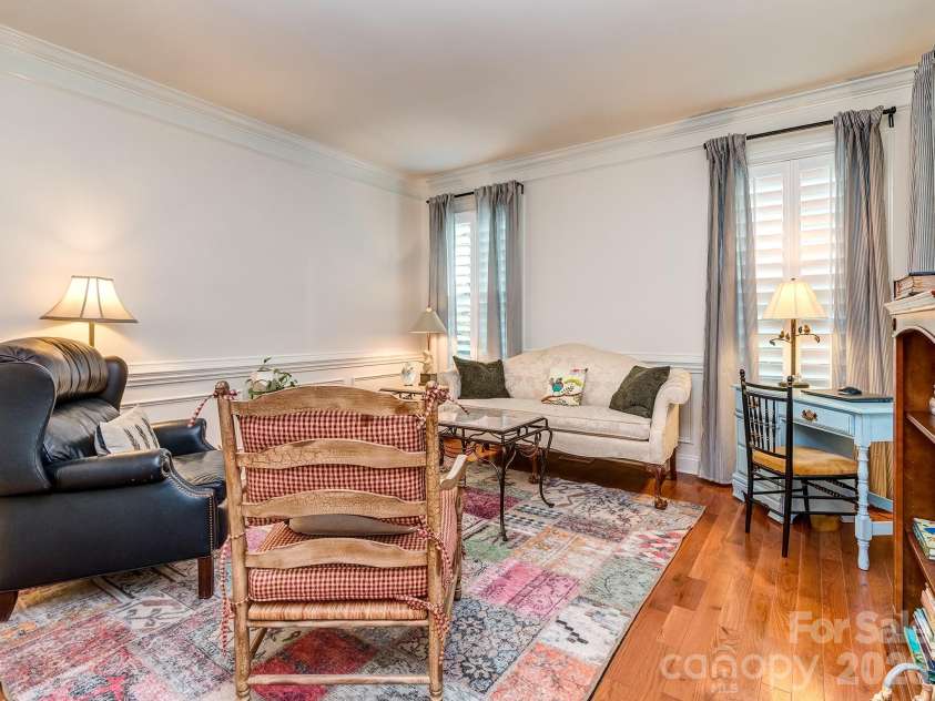 223 Brackenbury Lane, Charlotte, NC 28270.  MLS# CAR4404360, YatesRealty ID 43137. 