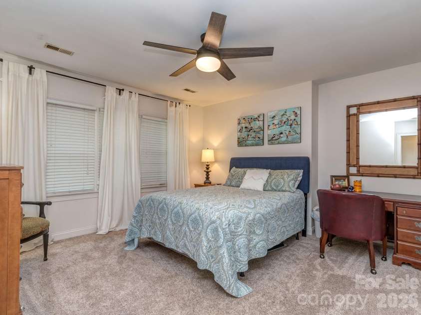223 Brackenbury Lane, Charlotte, NC 28270.  MLS# CAR4404360, YatesRealty ID 43137. 