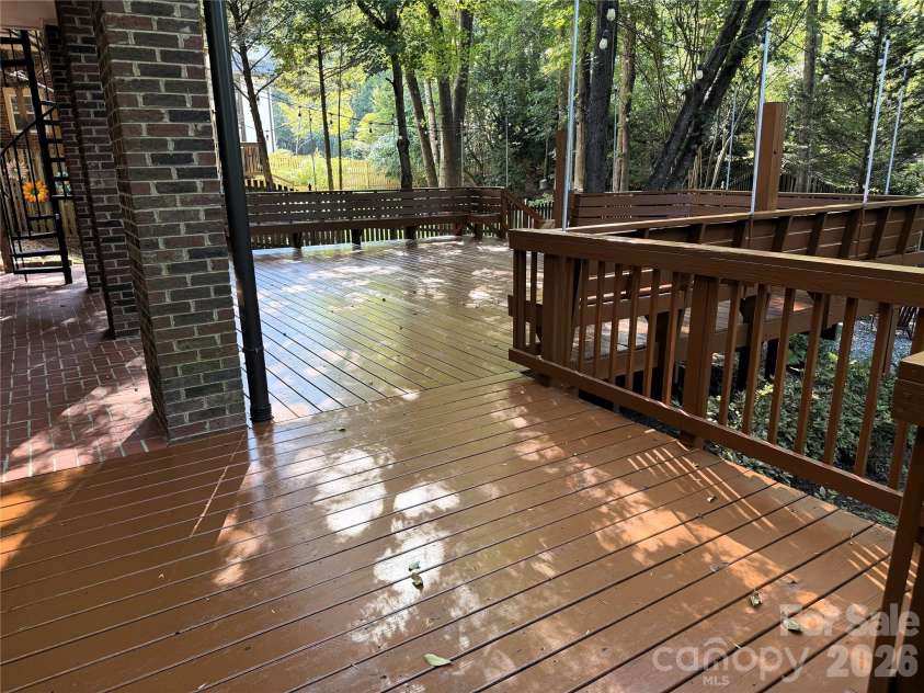 223 Brackenbury Lane, Charlotte, NC 28270.  MLS# CAR4404360, YatesRealty ID 43137. Painted Deck