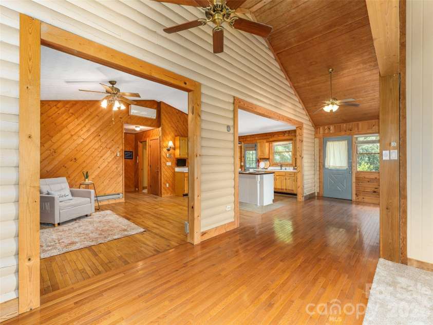 3543 Dark Ridge Road, Sylva, NC 28779.  MLS# CAR4410870, YatesRealty ID 43138. Dining Area