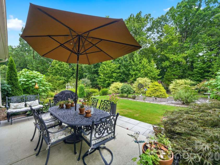 5126 Laurel Glen Court, Monroe, NC 28110.  MLS# CAR4410305, YatesRealty ID 43139. 