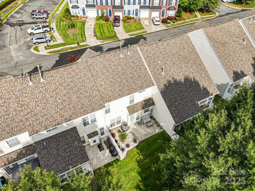 128 Autumn Falls Drive, Lake Wylie, SC 29710.  MLS# CAR4287953, YatesRealty ID 4314. 