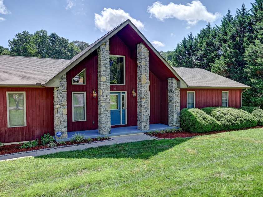 20 Brooks Cove Road, Candler, NC 28715.  MLS# CAR4255964, YatesRealty ID 4314. 
