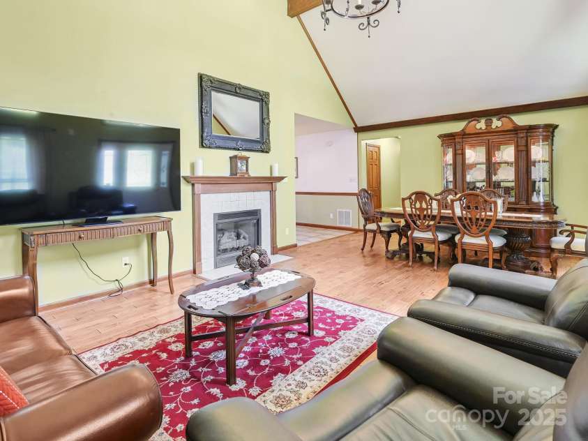20 Brooks Cove Road, Candler, NC 28715.  MLS# CAR4255964, YatesRealty ID 4314. 