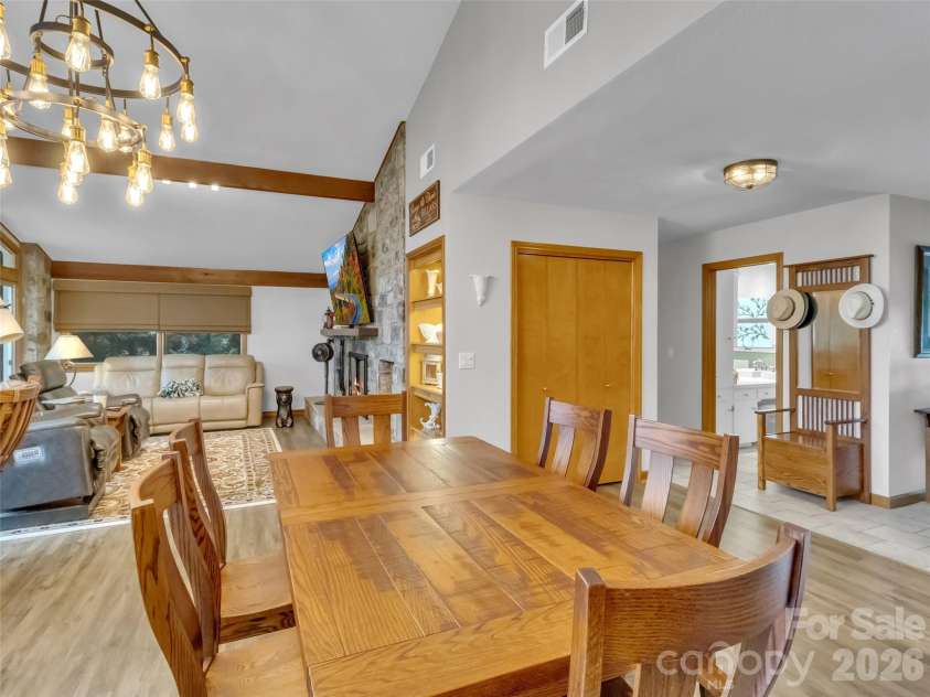 43 Red Oak Drive, Maggie Valley, NC 28751.  MLS# CAR4413068, YatesRealty ID 43140. 