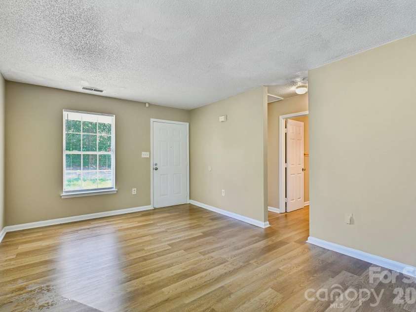2664 Old Steele Creek Road, Charlotte, NC 28208.  MLS# CAR4411594, YatesRealty ID 43142. 