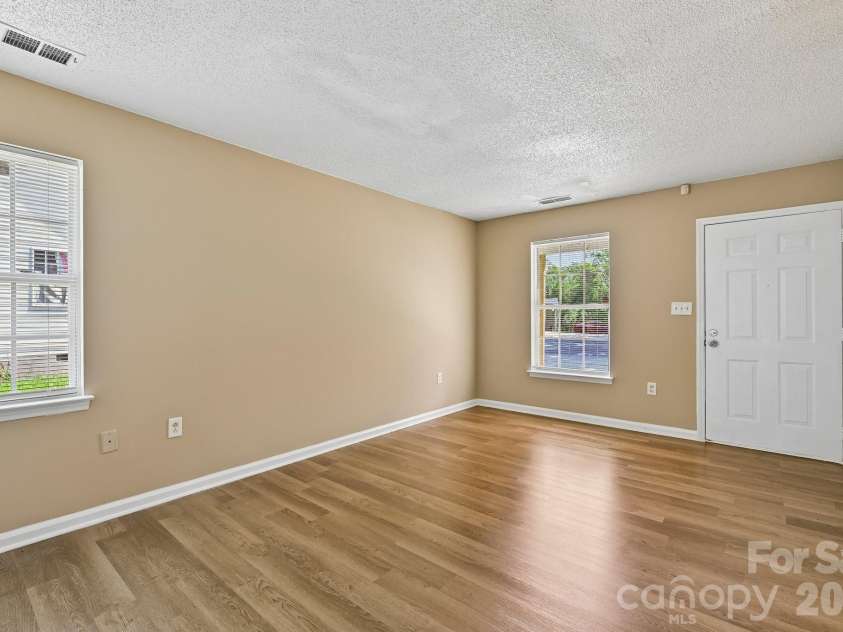 2664 Old Steele Creek Road, Charlotte, NC 28208.  MLS# CAR4411594, YatesRealty ID 43142. 