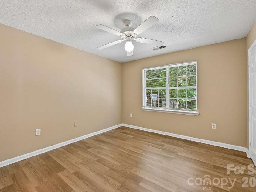 2664 Old Steele Creek Road, Charlotte, NC 28208.  MLS# CAR4411594, YatesRealty ID 43142. 