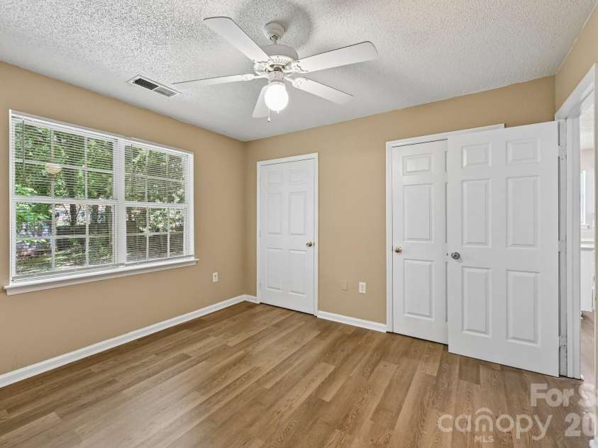 2664 Old Steele Creek Road, Charlotte, NC 28208.  MLS# CAR4411594, YatesRealty ID 43142. 