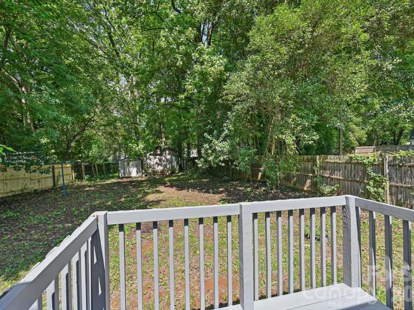 2664 Old Steele Creek Road, Charlotte, NC 28208.  MLS# CAR4411594, YatesRealty ID 43142. 