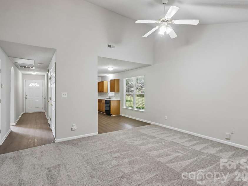 3611 Maggie Laney Drive, Charlotte, NC 28216.  MLS# CAR4411588, YatesRealty ID 43143. 