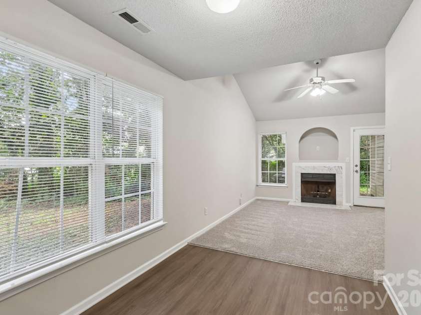 3611 Maggie Laney Drive, Charlotte, NC 28216.  MLS# CAR4411588, YatesRealty ID 43143. 