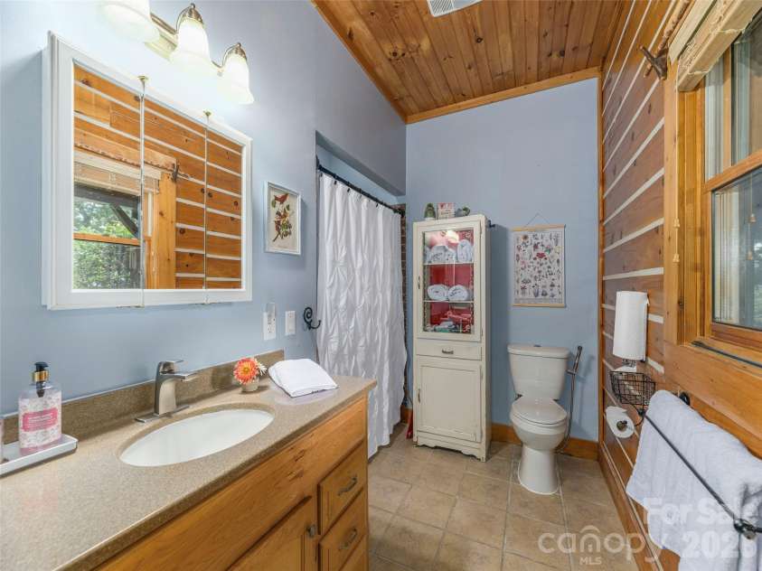 107 Tibi Lane, Waynesville, NC 28785.  MLS# CAR4411593, YatesRealty ID 43148. 