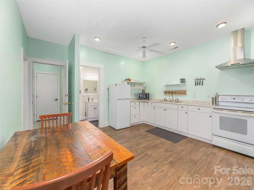 107 Tibi Lane, Waynesville, NC 28785.  MLS# CAR4411593, YatesRealty ID 43148. 