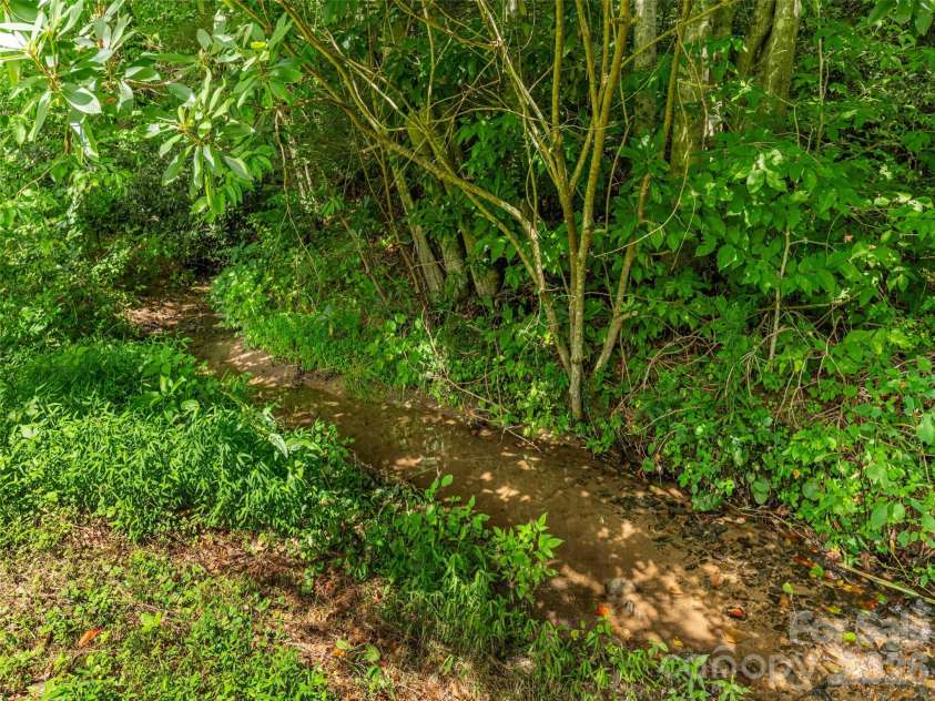 107 Tibi Lane, Waynesville, NC 28785.  MLS# CAR4411593, YatesRealty ID 43148. 