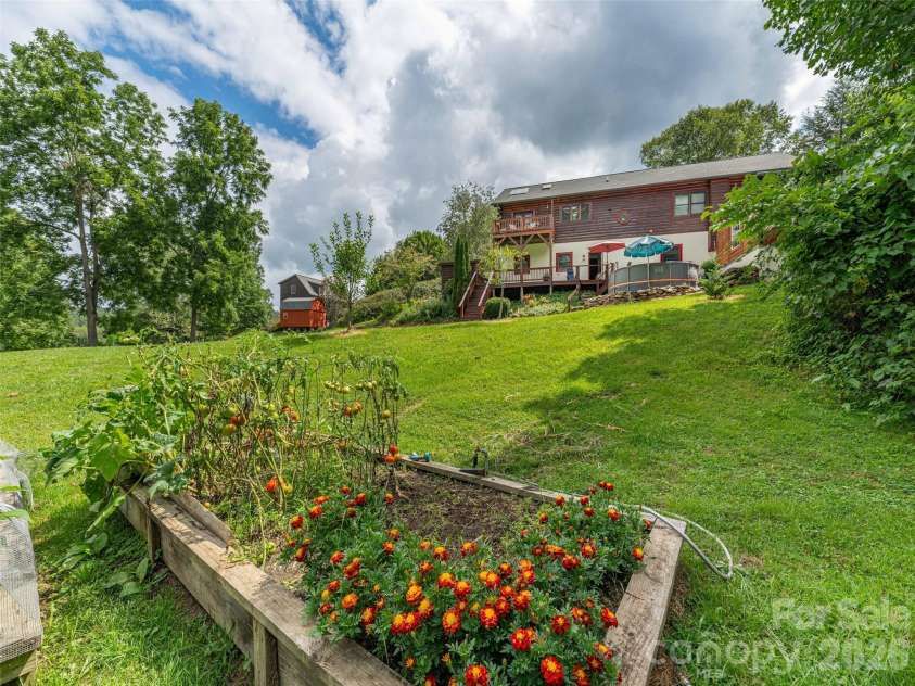 107 Tibi Lane, Waynesville, NC 28785.  MLS# CAR4411593, YatesRealty ID 43148. 