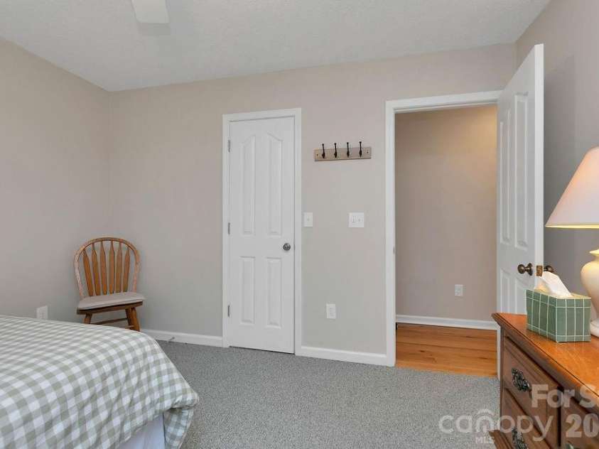 542 Soquili Drive, Brevard, NC 28712.  MLS# CAR4412344, YatesRealty ID 43149. 