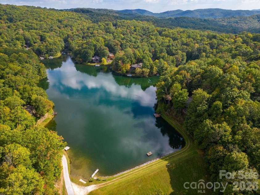 542 Soquili Drive, Brevard, NC 28712.  MLS# CAR4412344, YatesRealty ID 43149. 
