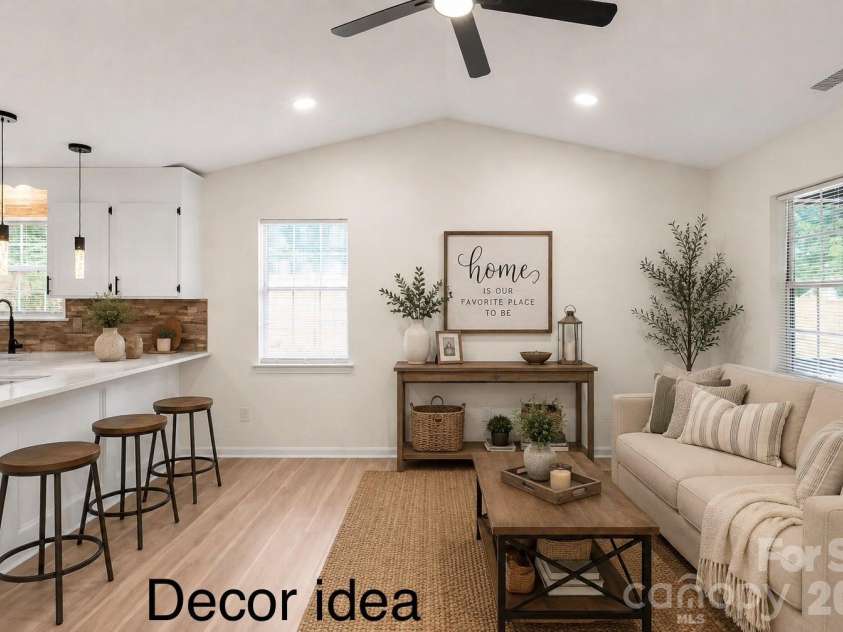 8425 Lochinvar Drive, Charlotte, NC 28227.  MLS# CAR4412621, YatesRealty ID 43152. 