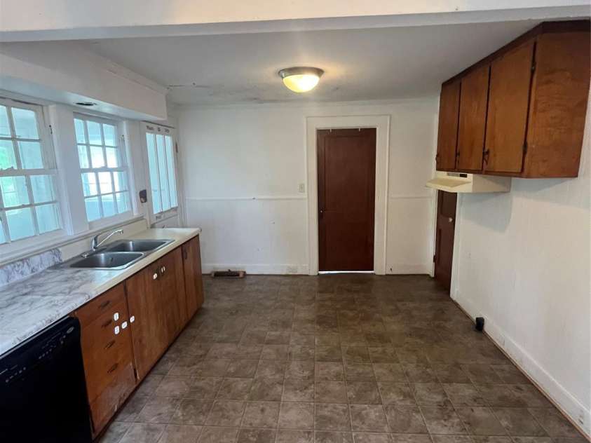 503 Aquadale Road, Albemarle, NC 28001.  MLS# CAR4411709, YatesRealty ID 43153. 