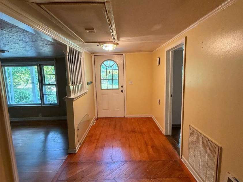 1818 Union Road, Gastonia, NC 28054.  MLS# CAR4402223, YatesRealty ID 43154. 