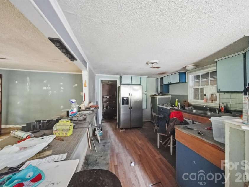 1818 Union Road, Gastonia, NC 28054.  MLS# CAR4426767, YatesRealty ID 43154. 
