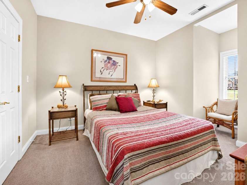2027 Meadow Run Drive, Matthews, NC 28104.  MLS# CAR4410110, YatesRealty ID 43155. 