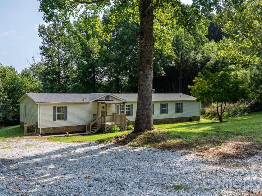 2786 Ridgecreek Drive, Morganton, NC 28655.  MLS# CAR4409783, YatesRealty ID 43158. 