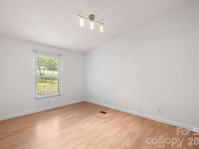 2786 Ridgecreek Drive, Morganton, NC 28655.  MLS# CAR4409783, YatesRealty ID 43158. 