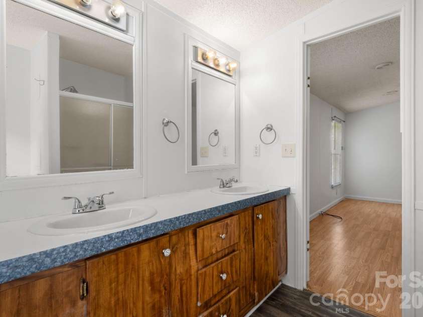 2786 Ridgecreek Drive, Morganton, NC 28655.  MLS# CAR4409783, YatesRealty ID 43158. 