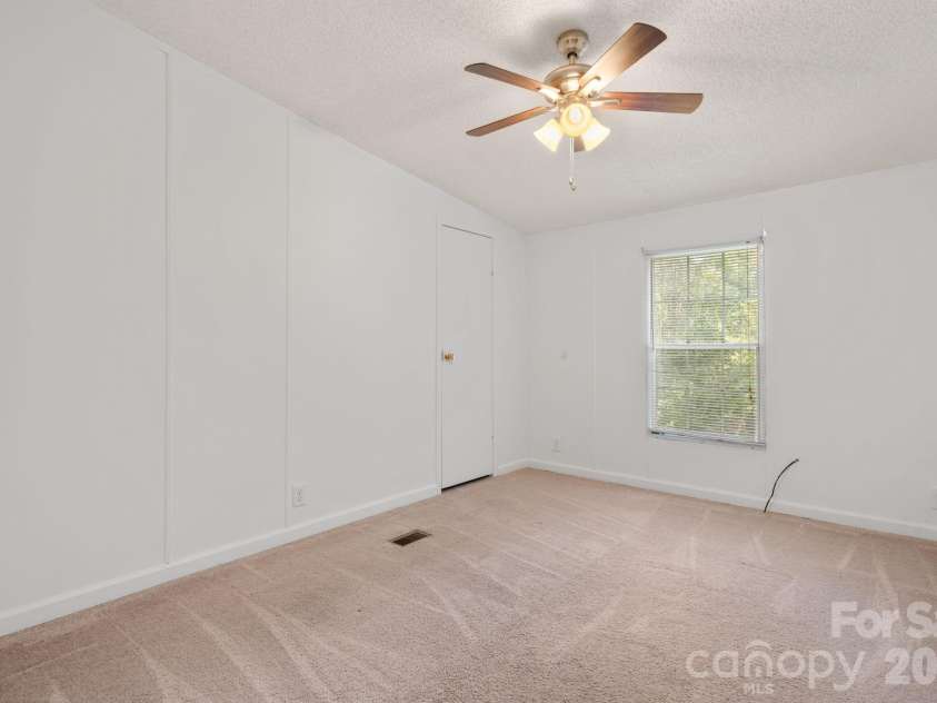 2786 Ridgecreek Drive, Morganton, NC 28655.  MLS# CAR4409783, YatesRealty ID 43158. 