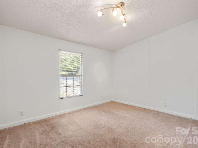 2786 Ridgecreek Drive, Morganton, NC 28655.  MLS# CAR4409783, YatesRealty ID 43158. 