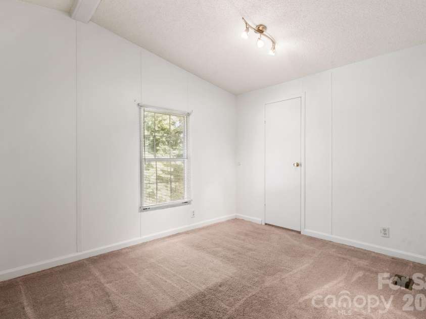2786 Ridgecreek Drive, Morganton, NC 28655.  MLS# CAR4409783, YatesRealty ID 43158. 