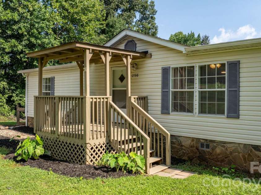 2786 Ridgecreek Drive, Morganton, NC 28655.  MLS# CAR4409783, YatesRealty ID 43158. 