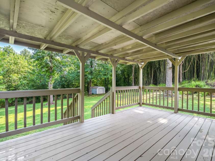 2786 Ridgecreek Drive, Morganton, NC 28655.  MLS# CAR4409783, YatesRealty ID 43158. 