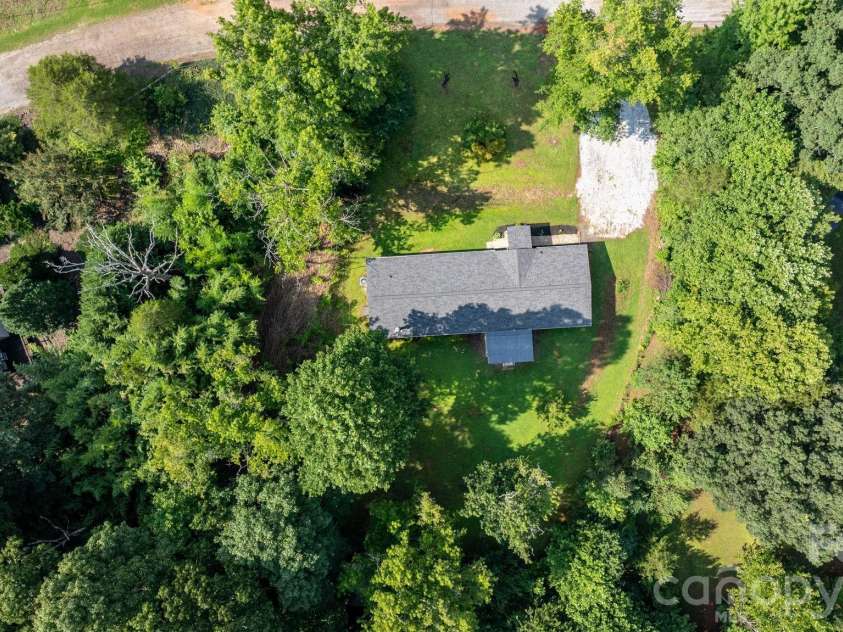 2786 Ridgecreek Drive, Morganton, NC 28655.  MLS# CAR4409783, YatesRealty ID 43158. 