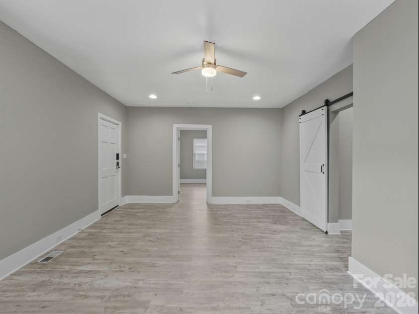 4313 Hovis Road, Charlotte, NC 28208.  MLS# CAR4322663, YatesRealty ID 4316. 