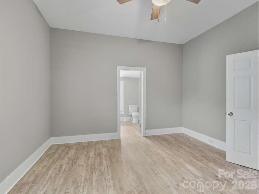 4313 Hovis Road, Charlotte, NC 28208.  MLS# CAR4322663, YatesRealty ID 4316. 