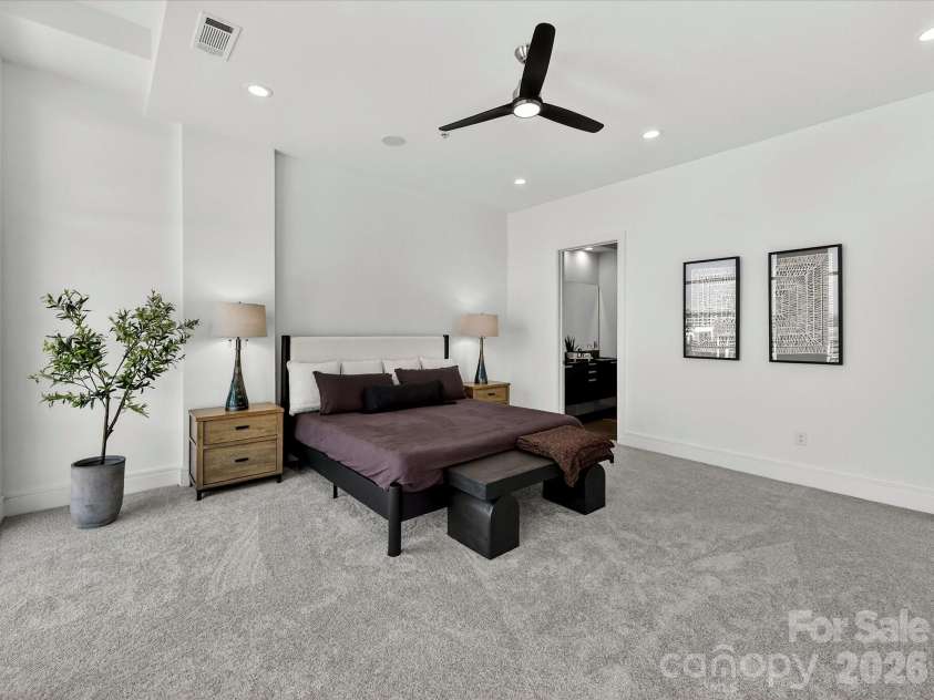 505 6th Street, Charlotte, NC 28202.  MLS# CAR4392815, YatesRealty ID 4316. 