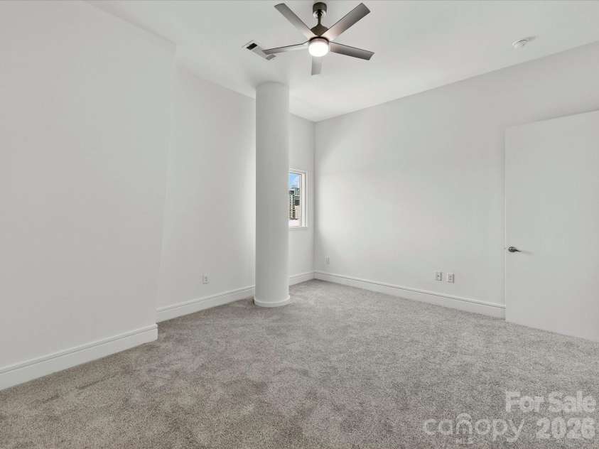 505 6th Street, Charlotte, NC 28202.  MLS# CAR4392815, YatesRealty ID 4316. 