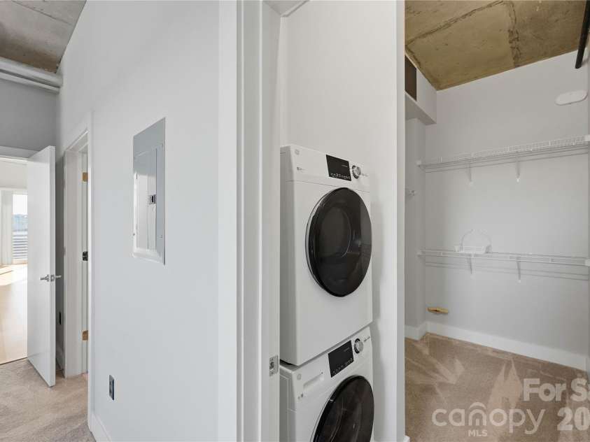 505 6th Street, Charlotte, NC 28202.  MLS# CAR4429306, YatesRealty ID 4316. 