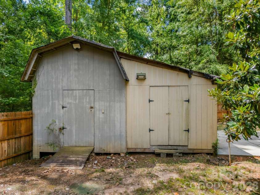 663 Lakeside Drive, Rock Hill, SC 29730.  MLS# CAR4412579, YatesRealty ID 43160. 