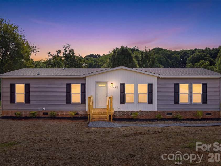 6086 Windover Creek Lane, Claremont, NC 28610.  MLS# CAR4412490, YatesRealty ID 43161. 
