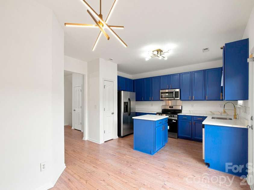 13219 Calloway Glen Drive, Charlotte, NC 28273.  MLS# CAR4411956, YatesRealty ID 43163. 