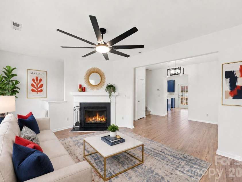 13219 Calloway Glen Drive, Charlotte, NC 28273.  MLS# CAR4411956, YatesRealty ID 43163. Virtually Staged