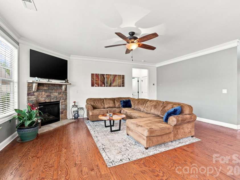 1235 Horsesugar Road, Clover, SC 29710.  MLS# CAR4410697, YatesRealty ID 43165. 