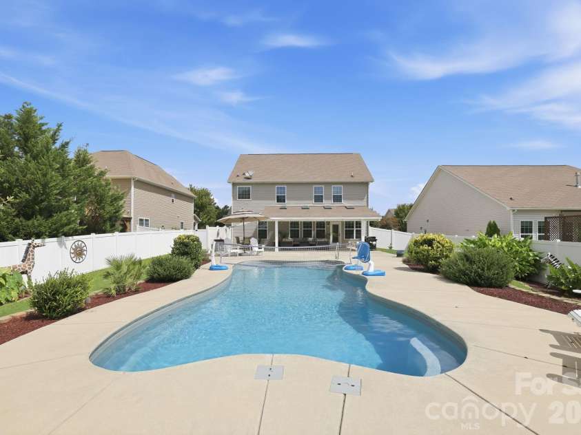 1235 Horsesugar Road, Clover, SC 29710.  MLS# CAR4410697, YatesRealty ID 43165. 