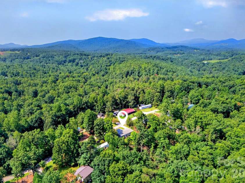 248 Chestnut Oak Forest Drive, Nebo, NC 28761.  MLS# CAR4410533, YatesRealty ID 43168. 